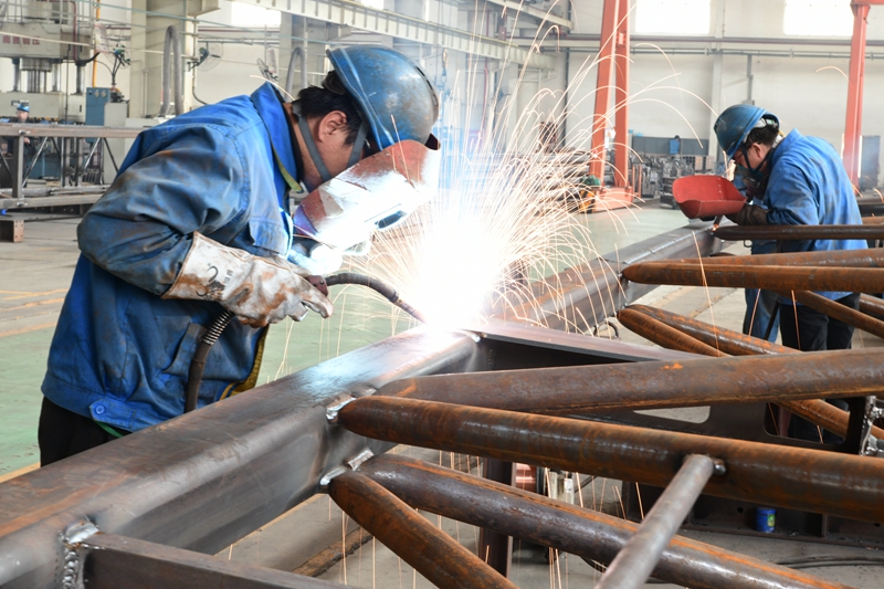 2021年5月七，陜建機股份舉辦為期6個月的“學(xué)黨史建功‘十四五’ 開新局奮進新征程”為主題的勞動競賽1_副本.jpg
